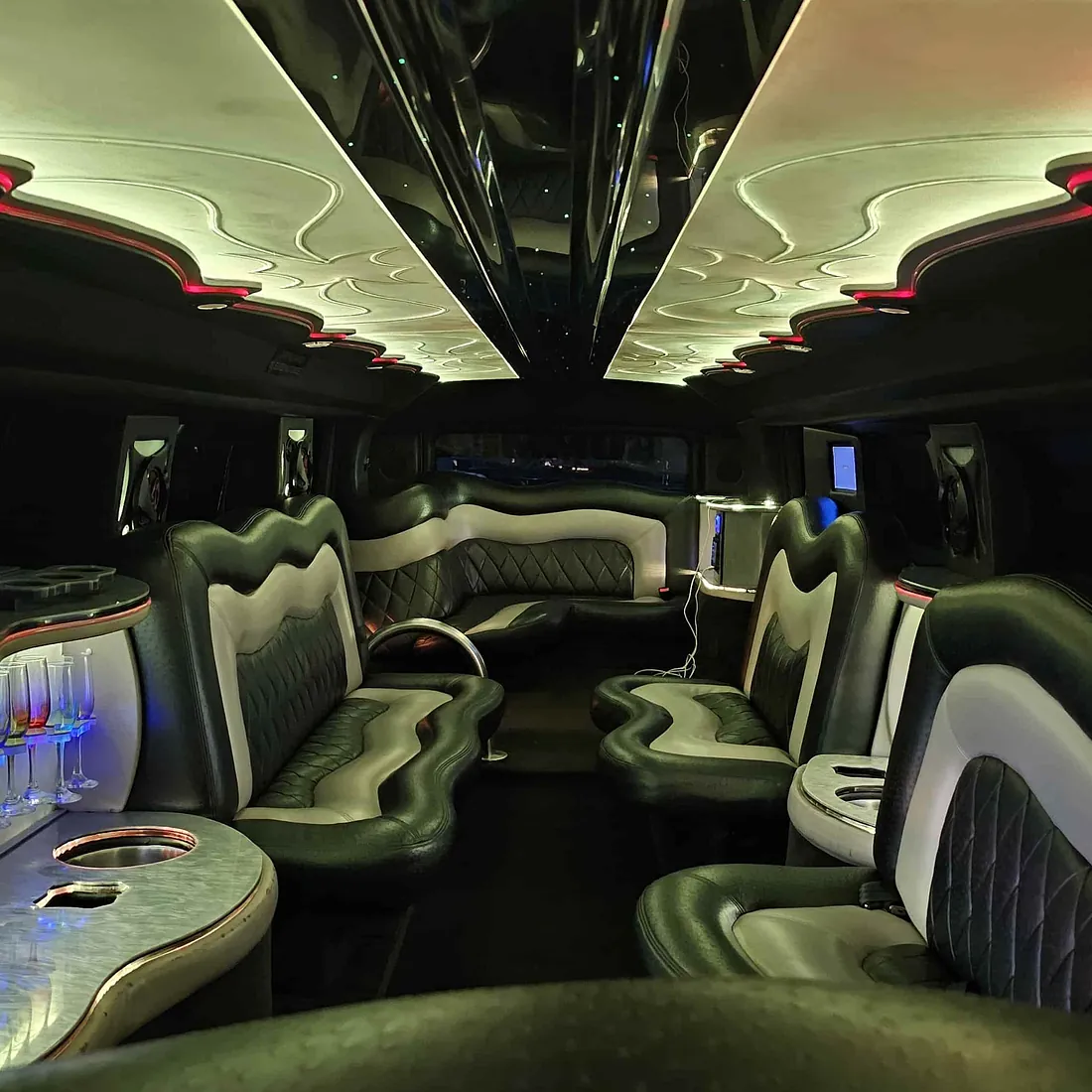 hummer limousine